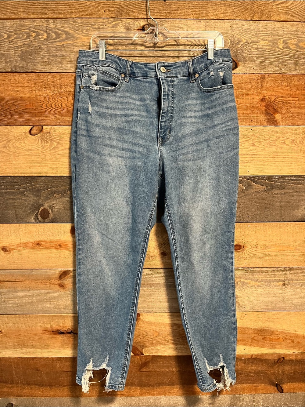 Sofia Jeans by Sofia Vergara Distressed Light Blue Jeans Size 14